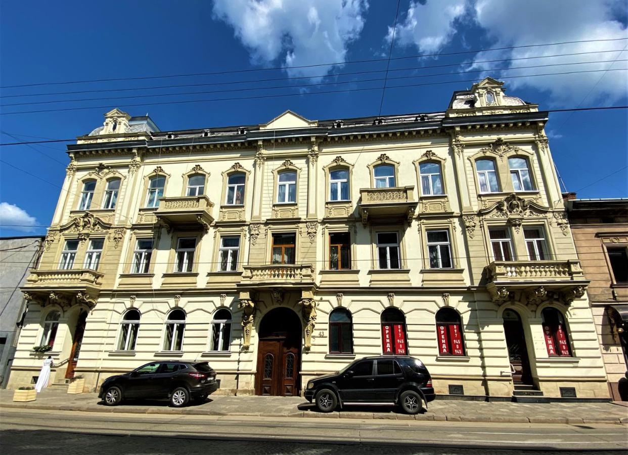 Glorious Apartment Near The Old City Lviv Dış mekan fotoğraf
