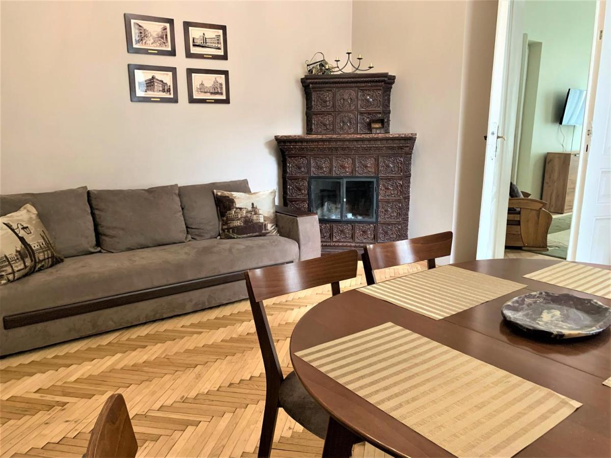Glorious Apartment Near The Old City Lviv Dış mekan fotoğraf
