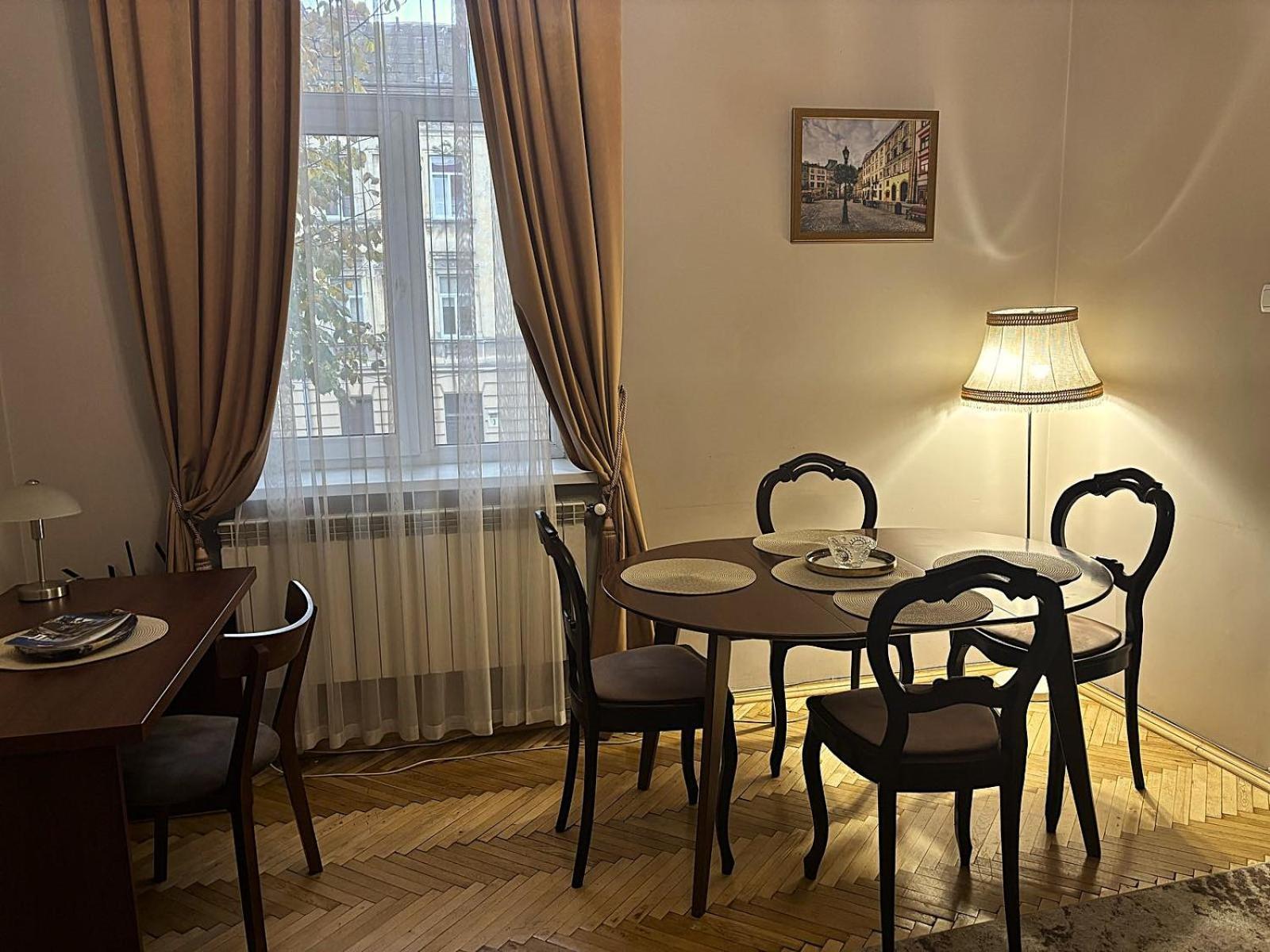Glorious Apartment Near The Old City Lviv Dış mekan fotoğraf